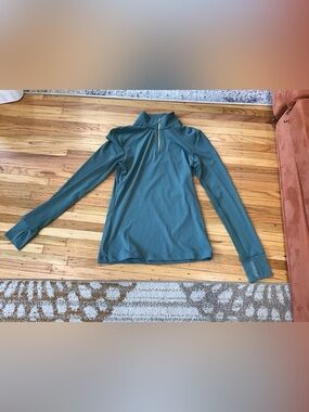 SYNC Women’s Green 1/4 Zip Long Sleeve sun shirt Size S